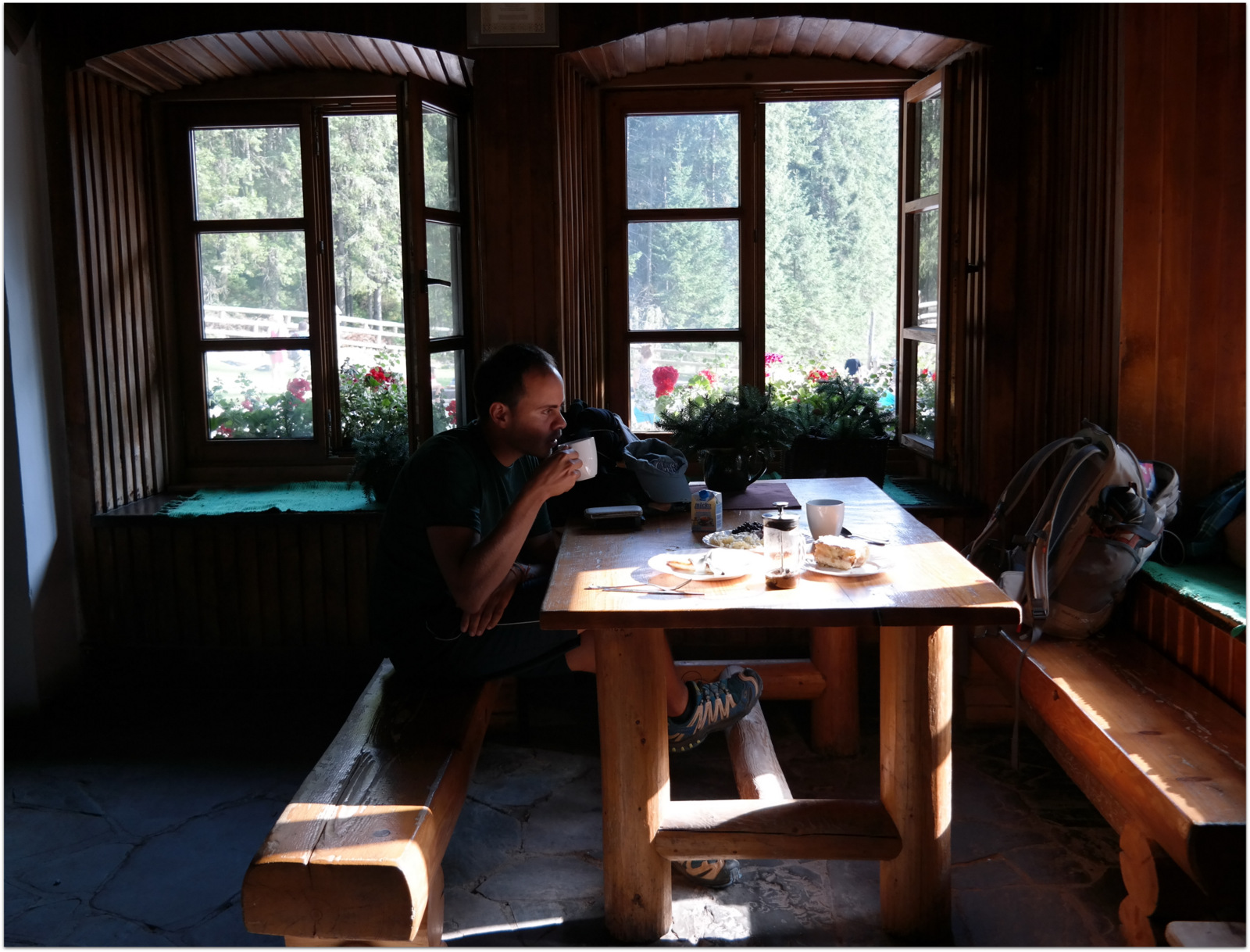 Ornak Shelter / Coffee break