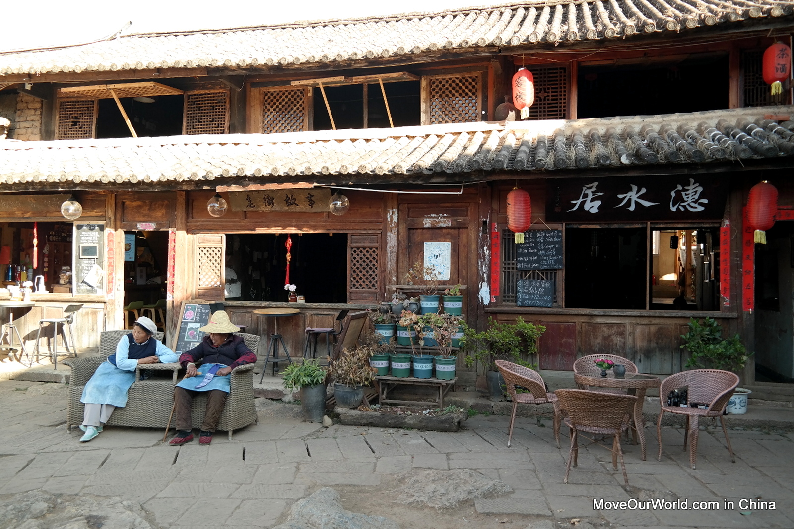 Shaxi Shaxi main square