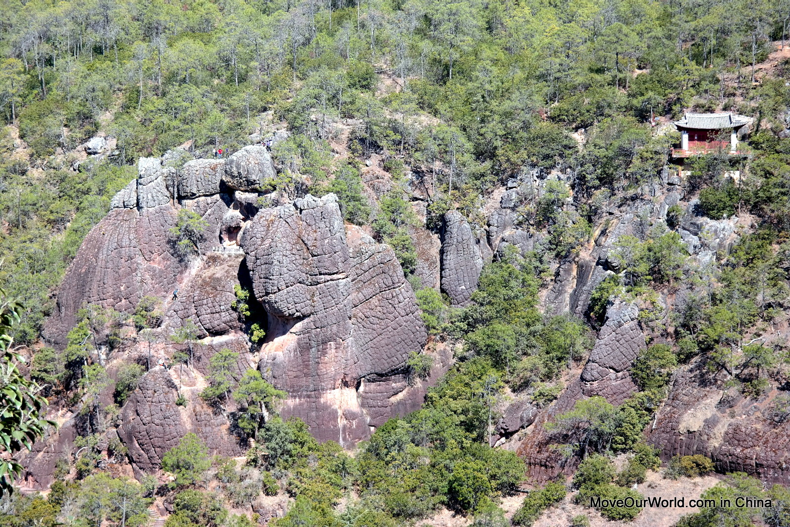 Shaxi Shaxi trekking