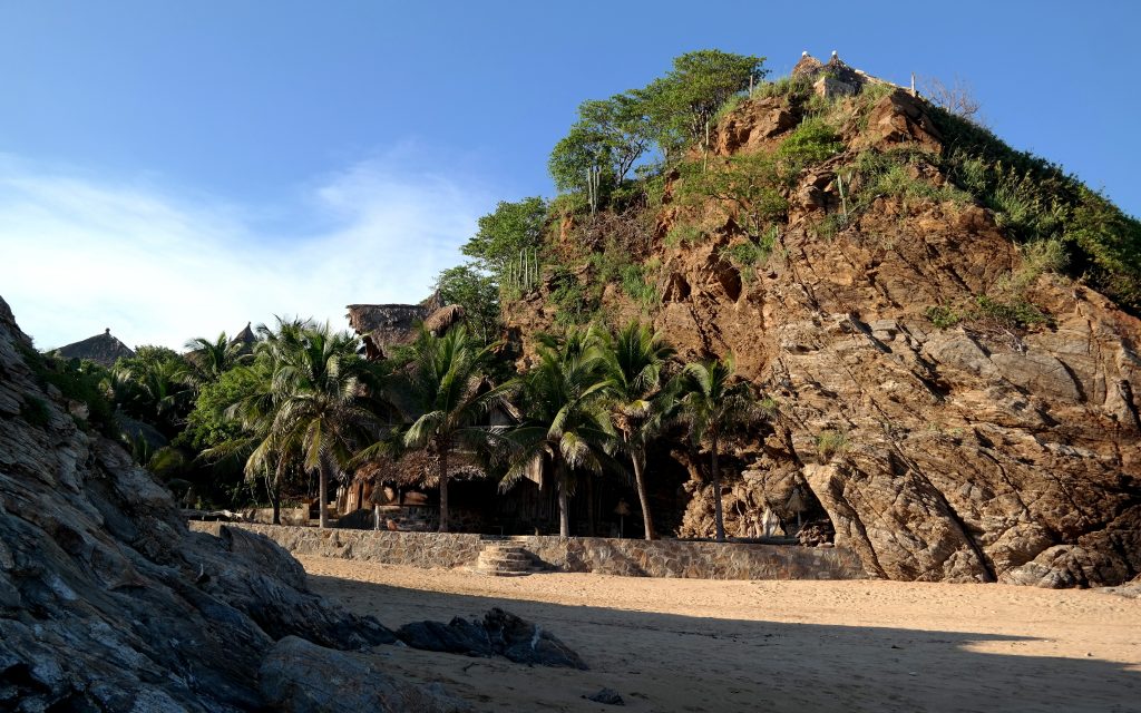 Move Our World Zipolite Oaxaca Mexico – Beach / Paradise / Naturism / Hippie