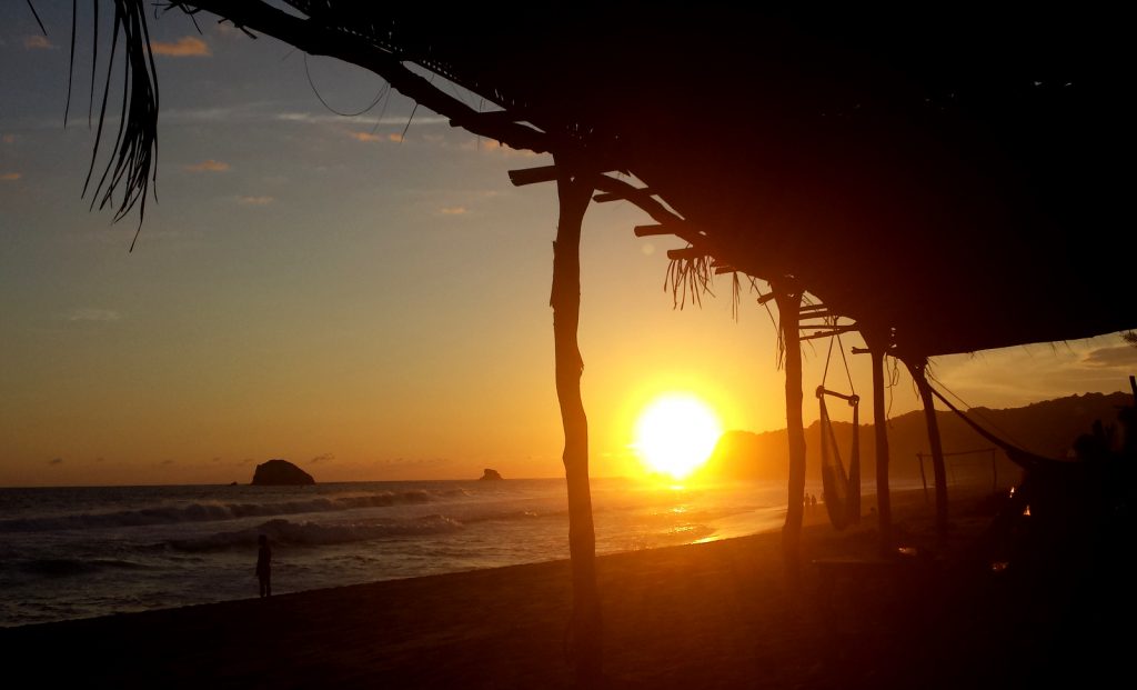 Move Our World Zipolite Oaxaca Mexico – Beach / Paradise / Naturism / Hippie